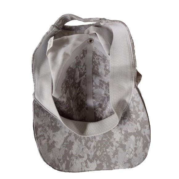 Lululemon Fast Free Run Camo Adjustable Hat Lightweight OS Gray Neutral - Picture 5 of 6